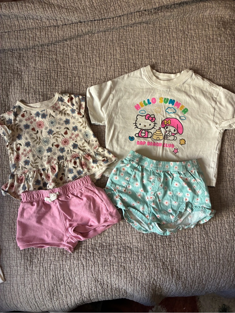 GAP Hello Summer Hello Kitty Pajama Set - White, Mint & Pink